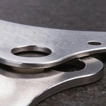 The same laser-cut edge after edge rounding