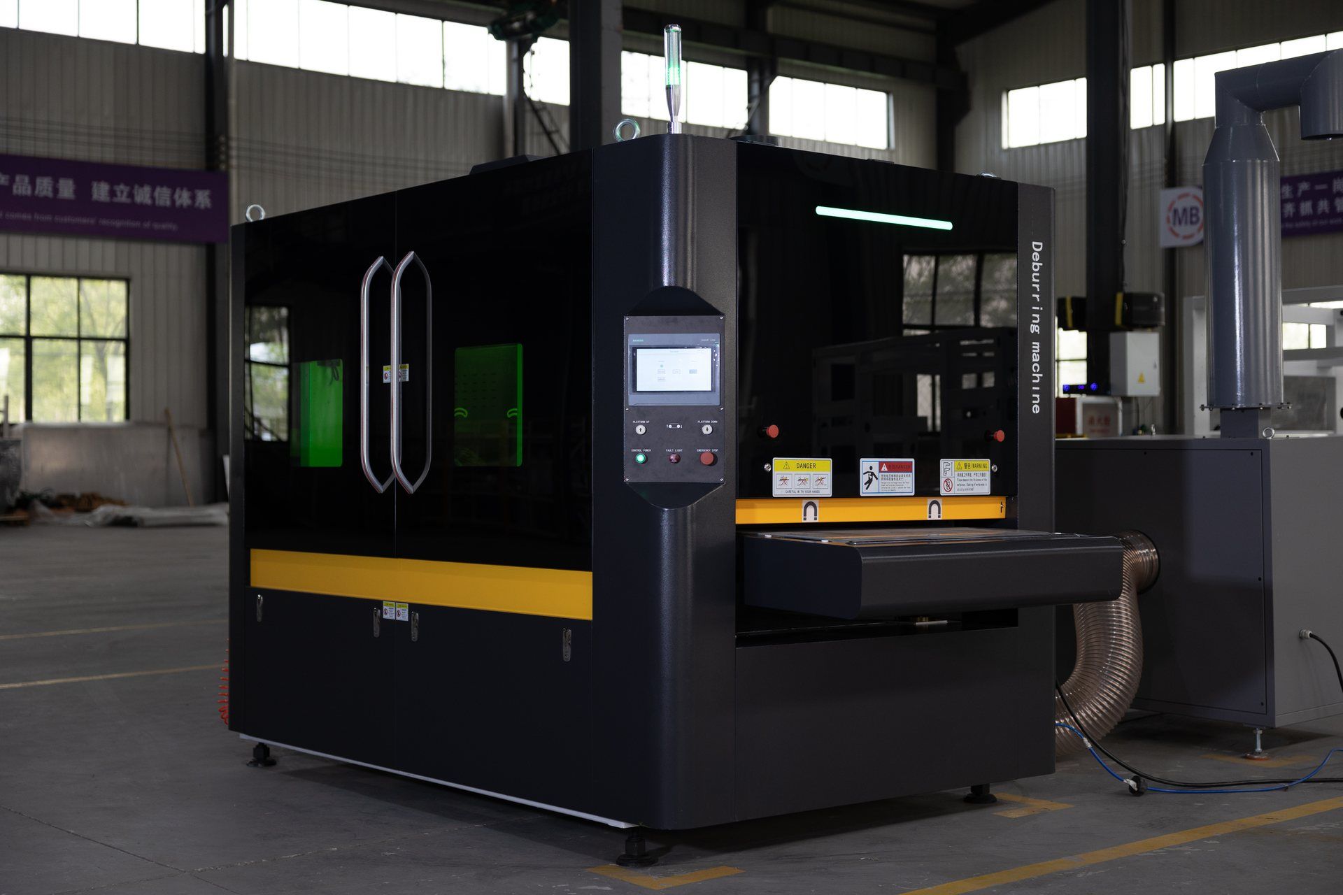 Lasvio automatic sheet metal deburring machine, front view